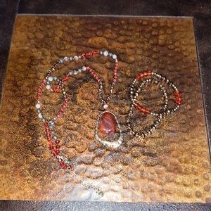 C 1945 Necklace & 2 Coordinating Stretch Bracelets